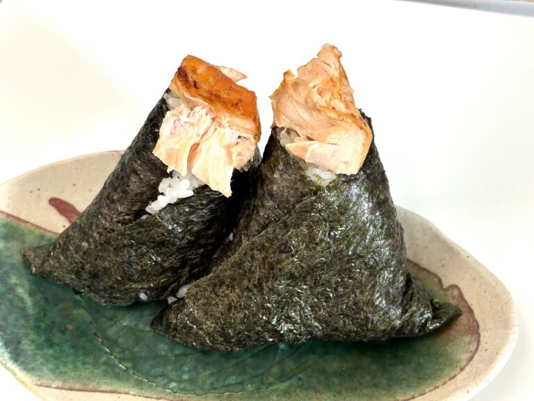 Month 4Main DishBonusLOCKEDFolded Onigiri (Rice Ball)